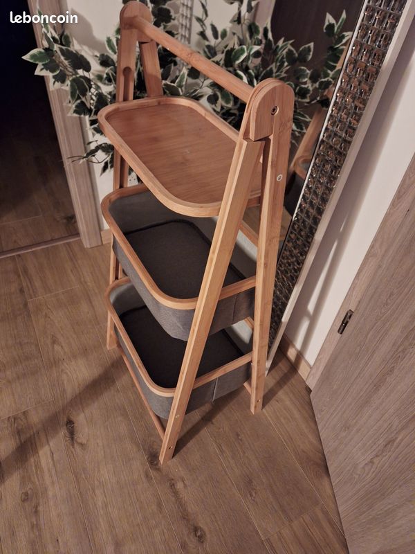 Etagère en bambou avec 2 paniers (image 1)