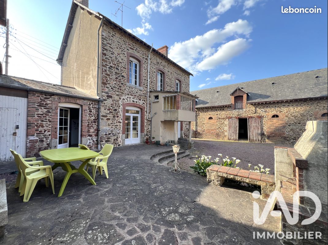 Maison 6 pièces 140 m² · à Montsûrs · 140 m² · 186 900 €