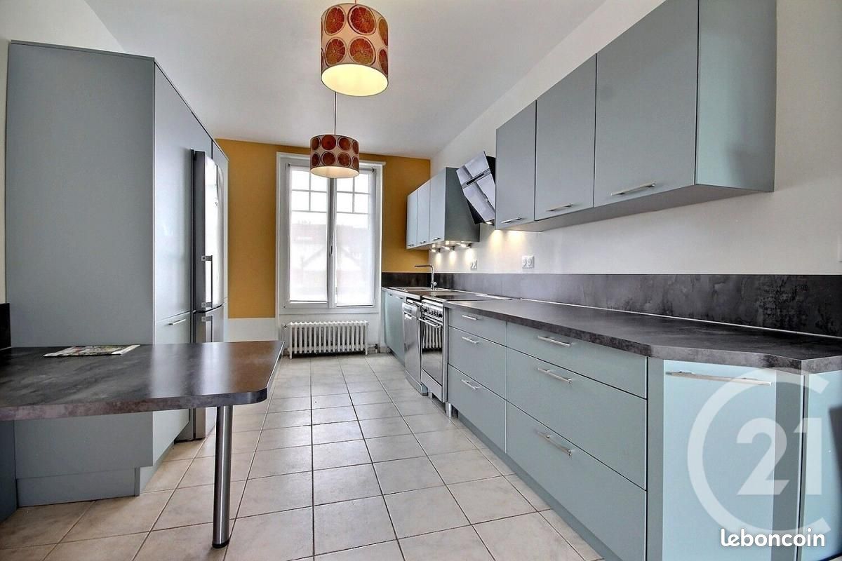 Maison 5 pièces 134 m² · à Blois · 134 m² · 239 000 €