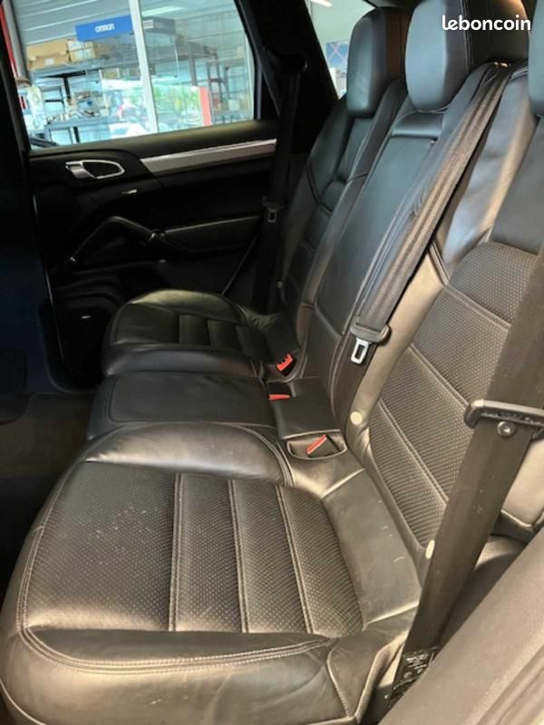 Porsche Cayenne S (image 9)
