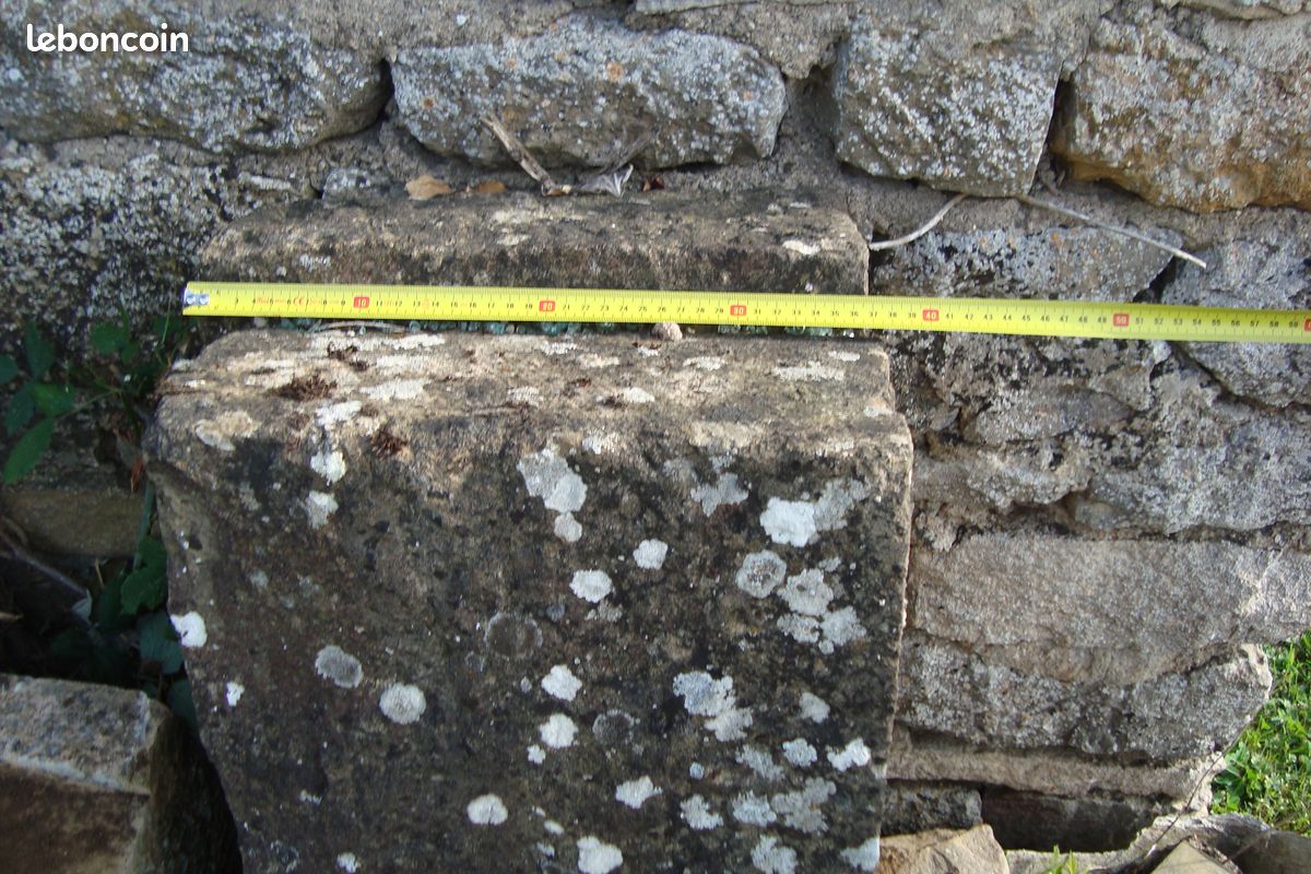 Pierres taillees (image 3)