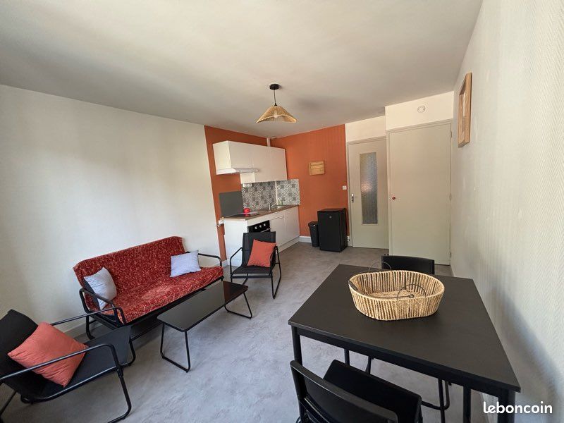 Appartement 2 pièces 27 m² · à Poitiers · 27 m² · 535 €