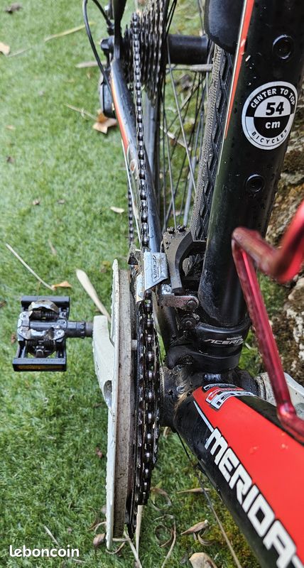 Vélo Merida Speeder T2 – Cadre alu , Shimano, pneus Schwalbe Marathon (image 9)