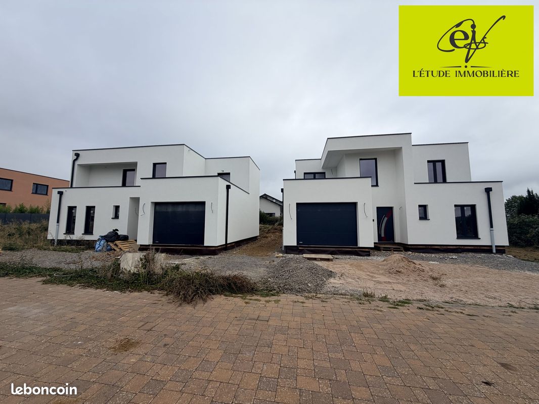 Maison 6 pièces 145 m² · à Spicheren · 145 m² · 599 000 €