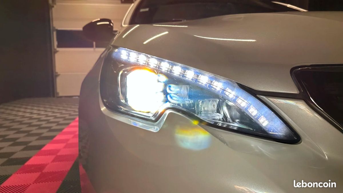 PEUGEOT 308 SW BlueHDi 130ch GT Line - CAMERA DE RECUL - APPLE CAR PLAY (image 36)