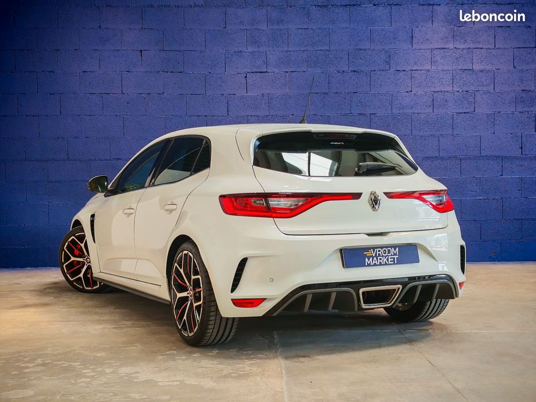 RENAULT Megane 1.8 300ch RS Trophy - 2019 - 48 872 km - CarPlay - Toit ouvrant - Boite mécanique (image 3)