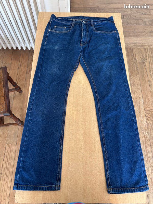 Pantalon en jean bleu (image 1)