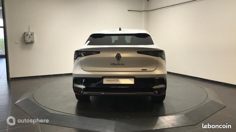 Renault Rafale 1.2 E-Tech full hybrid 200ch Techno (image 6)