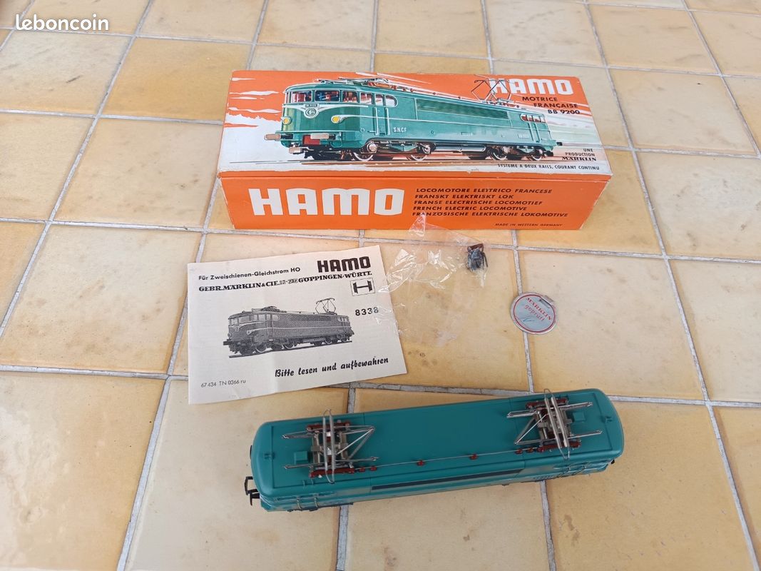 Lot 396 - A selection of MARKLIN HAMO 2-rail German