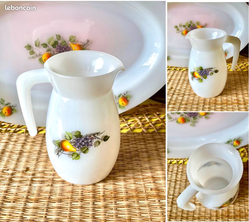 PLAT OVALE ARCOPAL Vintage décor Myosotis veronica long 34,5 cm largeur PLAT OVALE ARCOPAL Vintage décor Myosotis veronica long 34,5 cm largeur