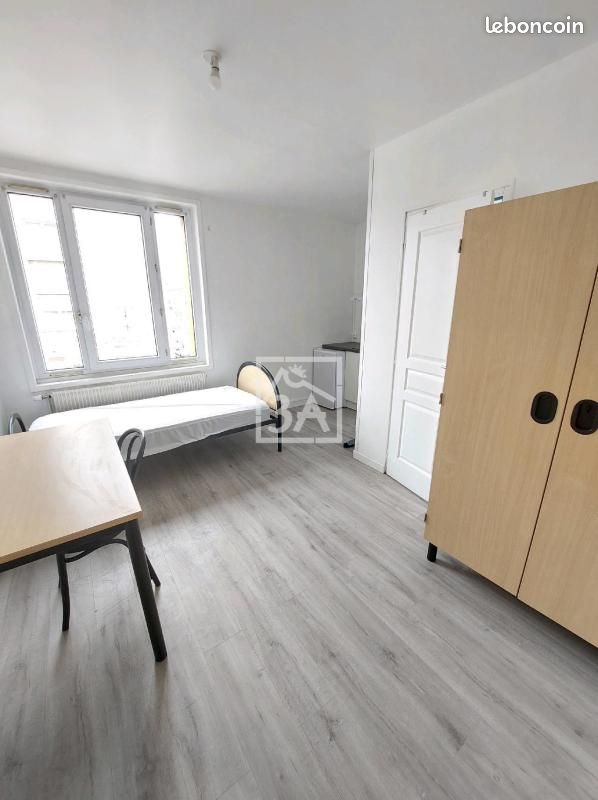 Appartement 1 pièce 16 m² · à Calais · 16 m² · 445 €