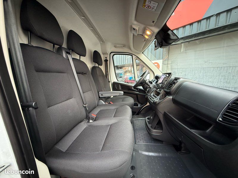 PEUGEOT BOXER II L4H2 3.5 MAXi 2.2 180 CH BVA8 PACK PREMIUM CONNECT – 3 PLACES - TVA RÉCUPÉRABLE (image 8)