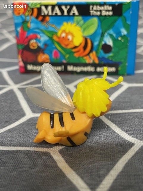 Présentoir De 12 Figurines Maya L'abeille Magneto, 1977, Neuves Sous Boîte