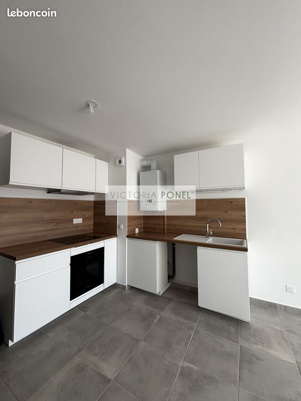 Appartement 2 pièces 41 m² · à La Londe-les-Maures · 41 m² · 780 €/mois