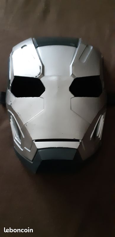 Masque Iron Man (image 1)