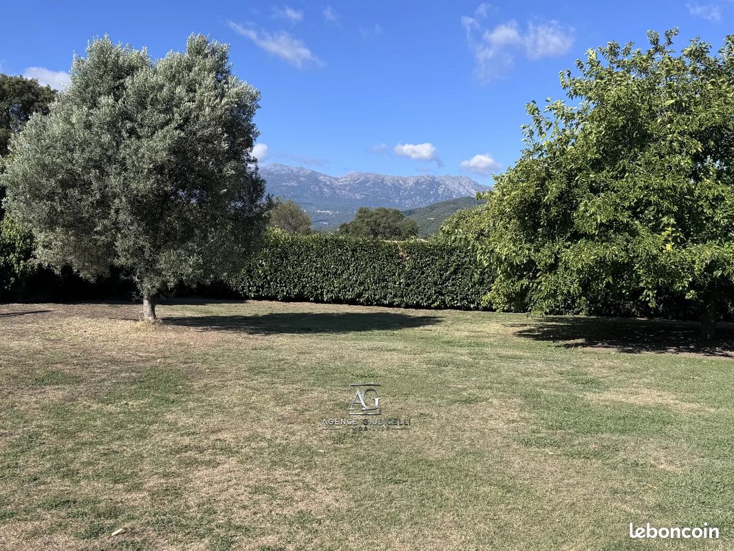 Terrain 870 m² · à Prunelli-Di-Fiumorbo · 870 m² · 115 000 €