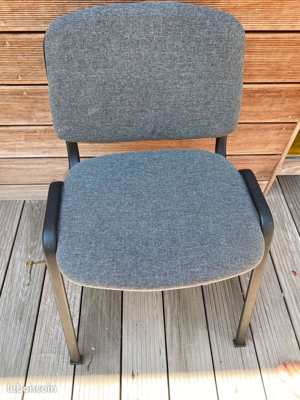 Chaise en tissus gris belle qualité (image 2)
