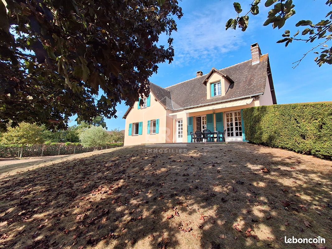 Maison 6 pièces 157 m² · à Sablons sur Huisne · 157 m² · 318 000 €
