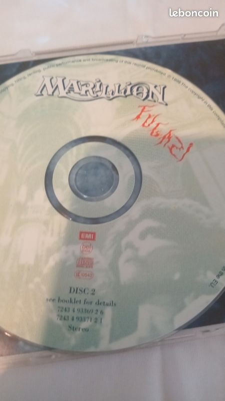 Lot Marillion " fugazi " 1 double cd + 1 carte postale " assassing " + 1 tee-shirt brodé main (image 7)