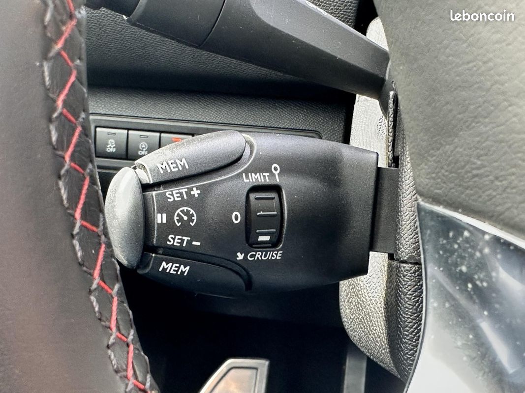 Peugeot 308 (2) 1.6 THP 270 GTi by SPORT (image 18)