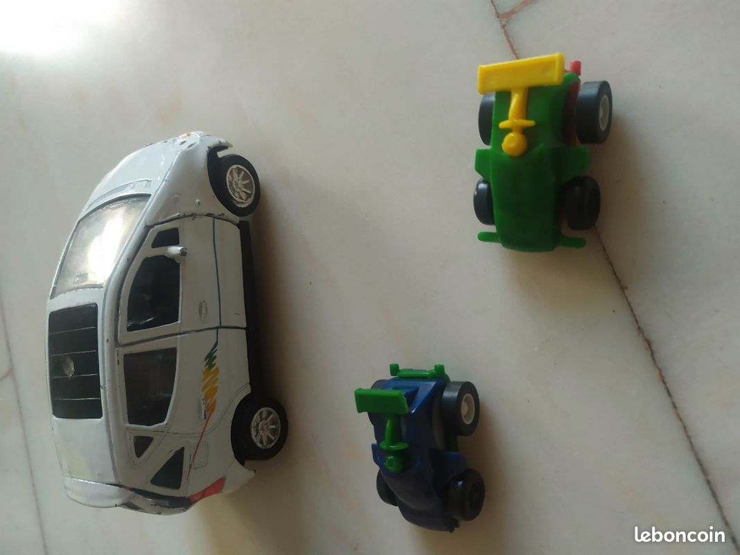 Lot de voitures friction (image 1)
