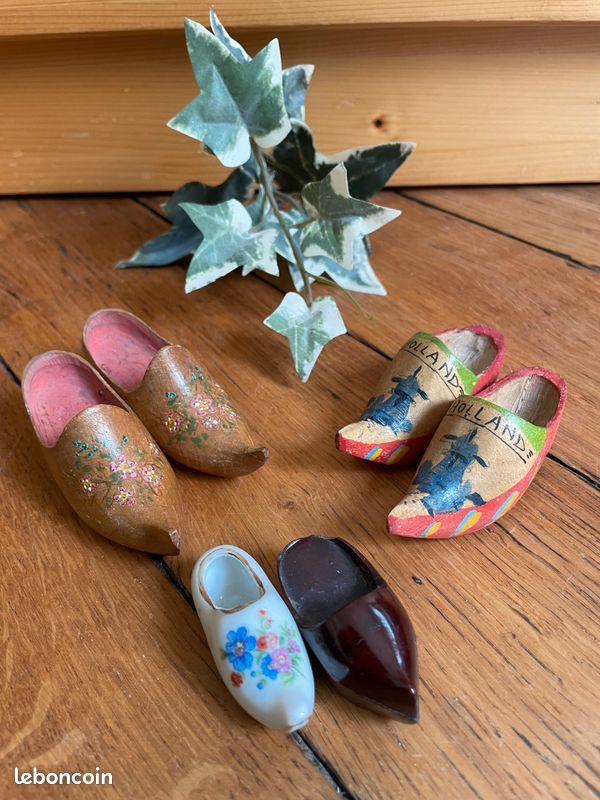 Mini sabots style Crocs pour poupée Labubu • Enfant World
