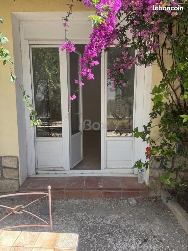 Appartement 3 pièces 53 m² · à Toulon · 53 m² · 985 €