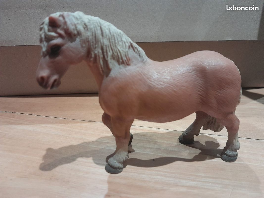 Schleich - 13812 Haflinger Stute (Fähnchen - Sammler