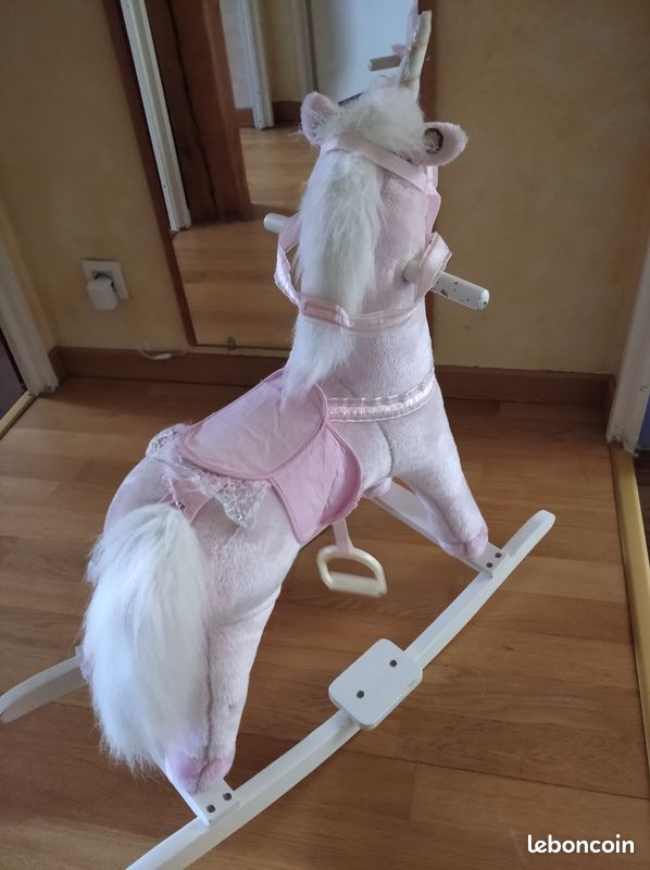 Cheval à bascule Licorne rose (image 1)