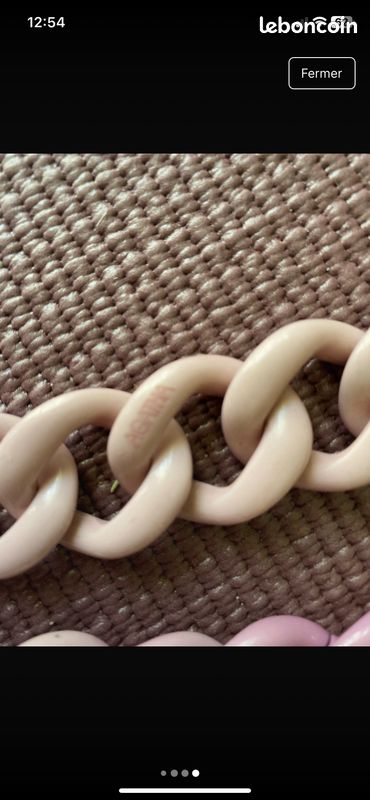 Collier sautoir chaîne Agatha (mauve) (image 3)