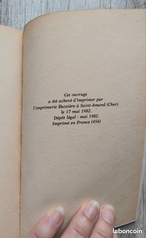Ancien livre de poche le diable au corps de Raymond Radiguet (image 3)
