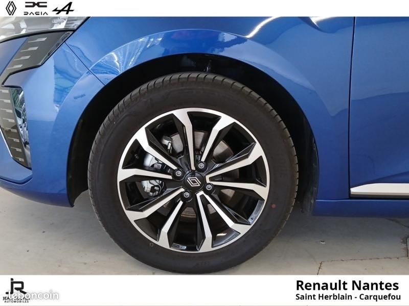 Renault Clio 1.6 E-Tech 145ch full hybrid Techno (image 9)