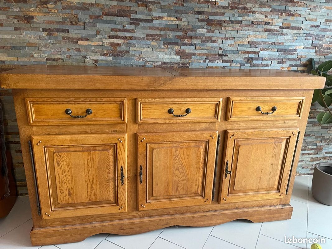 Vends bahut buffet 3 portes en chêne massif (image 1)