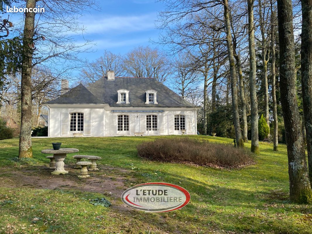 Maison 8 pièces 197 m² · à Carquefou · 197 m² · 625 250 €