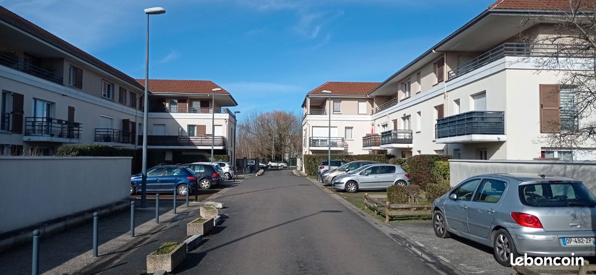 Appartement 2 pièces 41 m² · à Saint-Pierre-du-Perray · 41 m² · 150 000 €