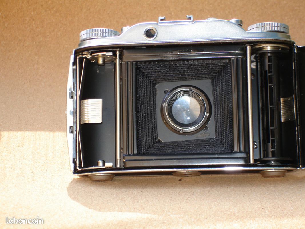 Appareil Photo Ancien Agfa Isolette 3 - Pour Pièces / Déco - Vintage Collection
