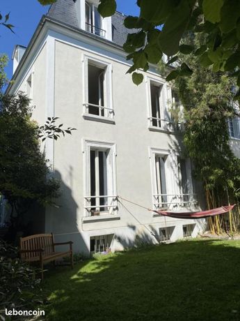 Studio 1 pièce 28 m²