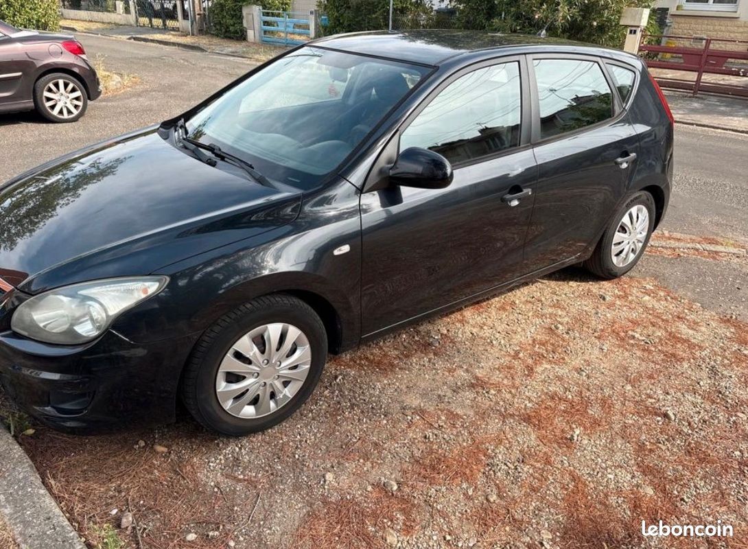Voiture pour pièces (image 3)