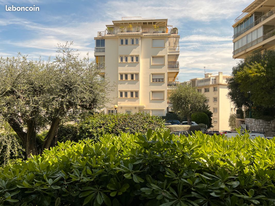 Appartement 3 pièces 44 m² · à Nice · 44 m² · 235 000 €