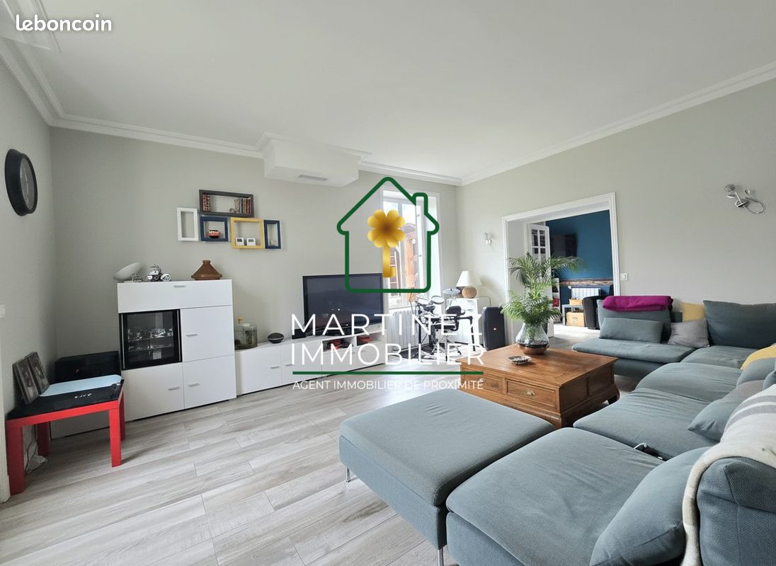 Maison 6 pièces 138 m² · à Saint-Bonnet-de-Mure · 138 m² · 439 000 €