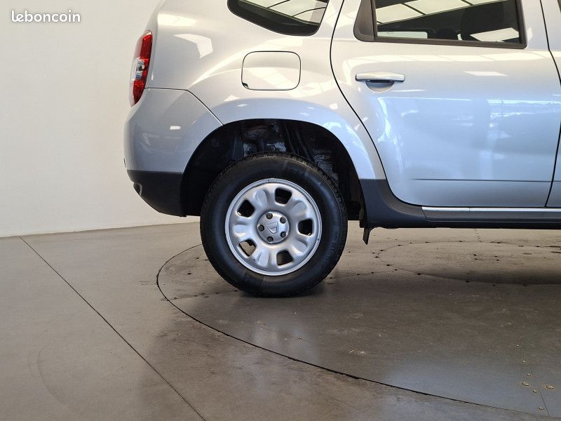 Dacia DUSTER 1.2 TCE 125 ch 4X4 4wd (image 10)