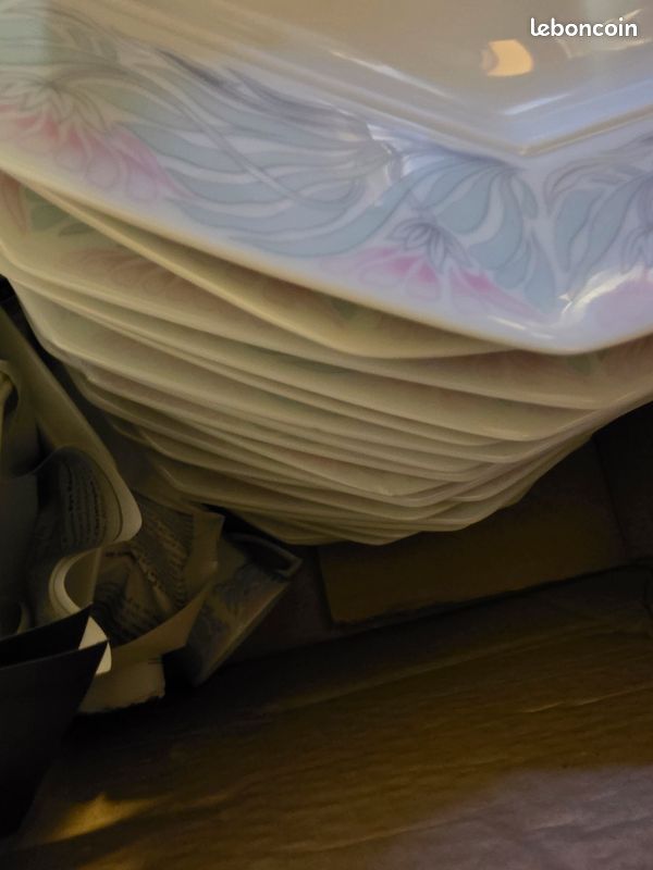 Service de table en porcelaine Chastagner Limoges (image 3)