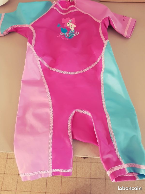 Lot de Vêtements bébé fille 9 mois (0,50) (image 9)