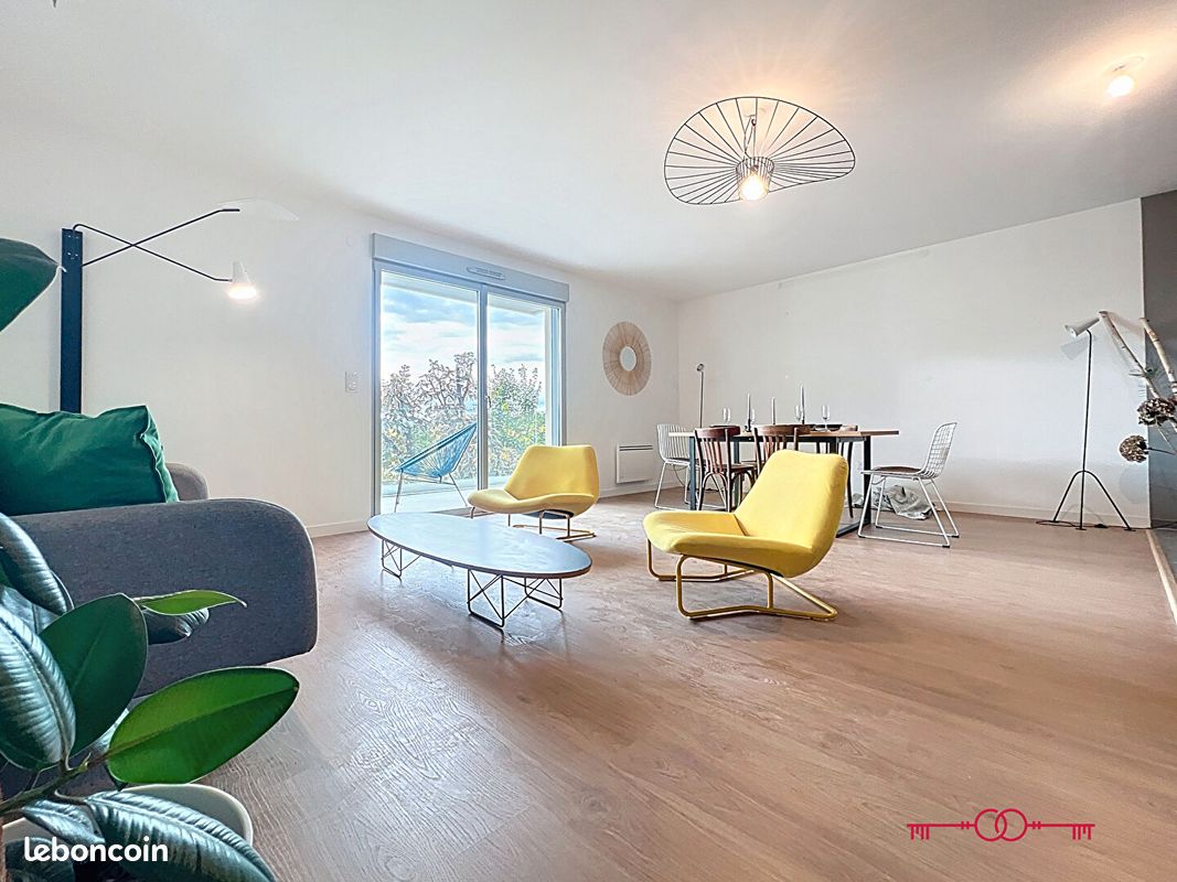 Appartement 4 pièces 81 m² · à Reims · 81 m² · 327 600 €