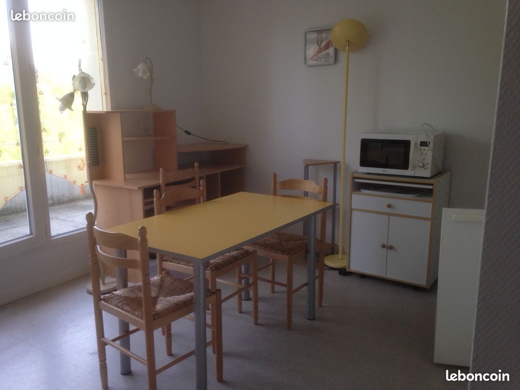 Appartement 1 pièce 27 m² · à Orléans · 27 m² · 470 €/mois