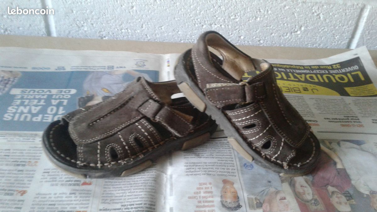 Sandales cuir taille 25 (image 1)