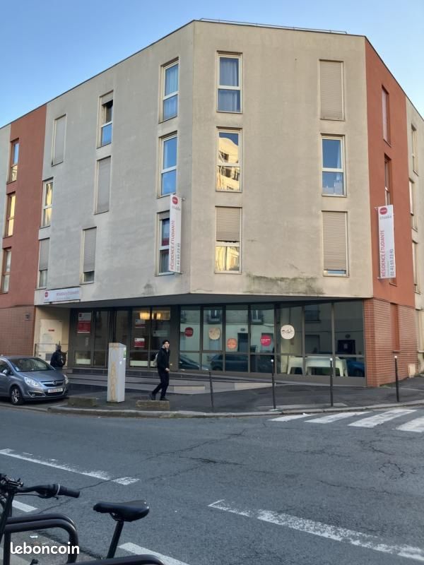 Appartement 1 pièce 17 m² · à Ivry-sur-Seine · 17 m² · 833 €/mois
