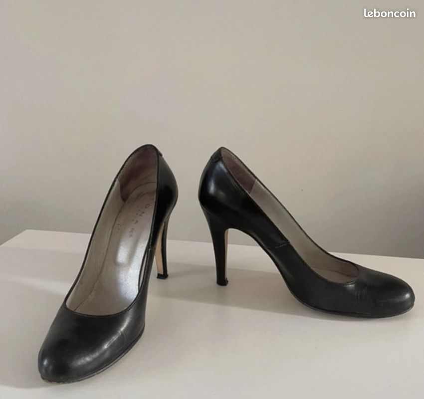Chaussures escarpins Jonak noires taille 36 en très bon état (image 2)