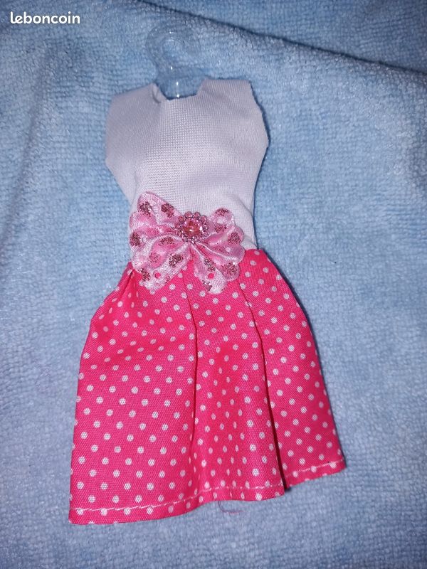 Lot de vêtements poupées barbie (image 4)