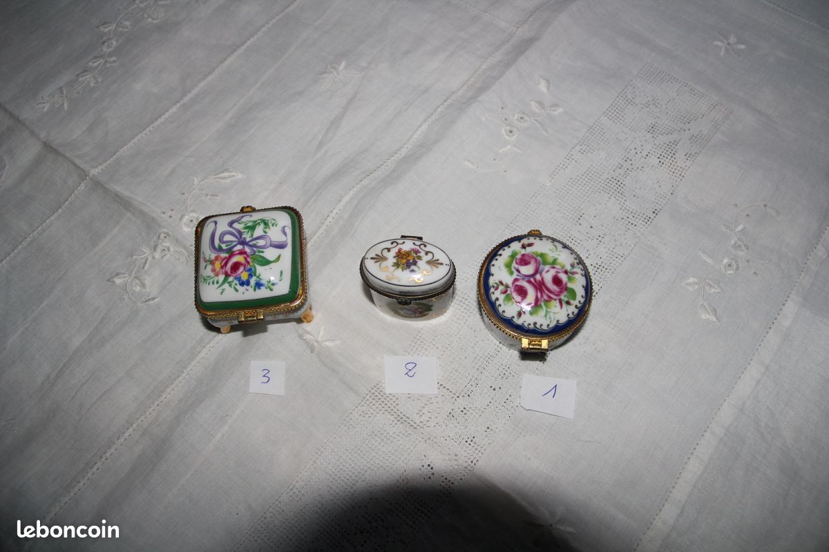 3 petites boites en porcelaine (image 2)